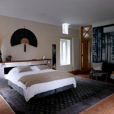 Chateau Fleur D'aya Bed & Breakfast