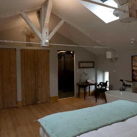 Château Fleur D'aya