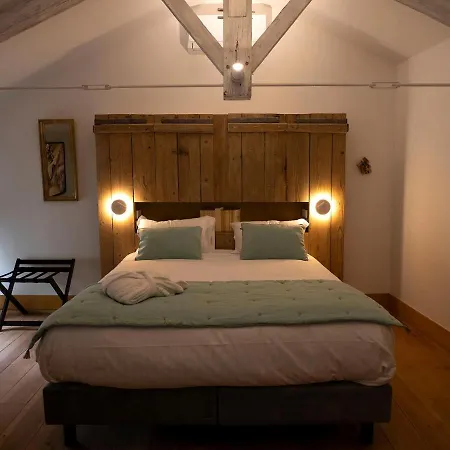 Château Fleur D'aya