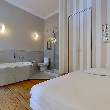 Château Fleur D'aya Couette-café 4*