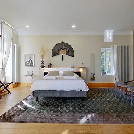 Château Fleur D'aya Couette-café 4*