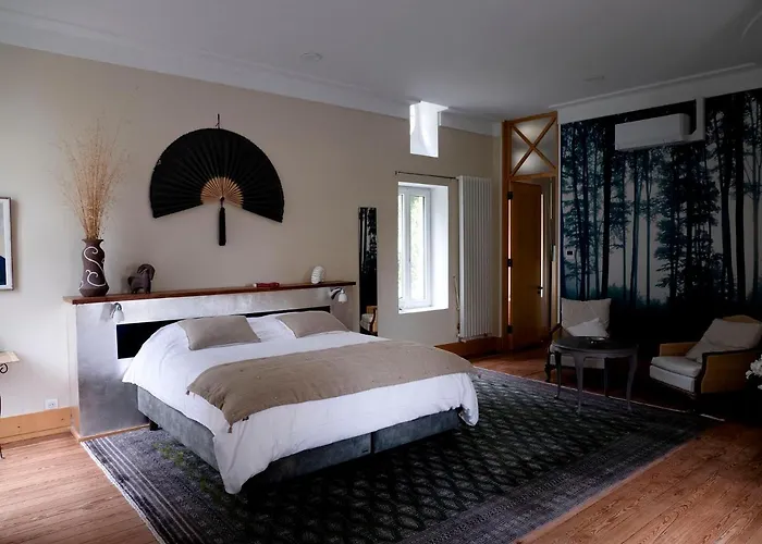 Château Fleur D'aya Bed & Breakfast